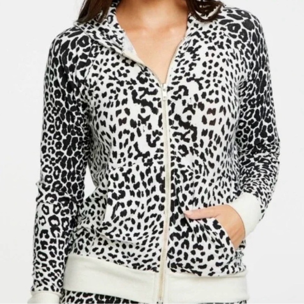 Chaser Animal Print White/Black Hoodie - Picture 2 of 7